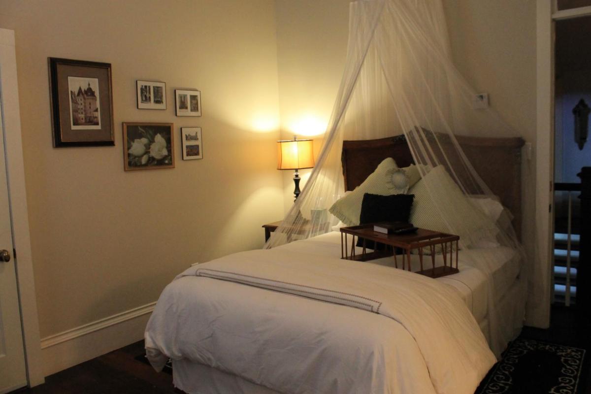 Grand Magnolia Ballroom & Suites - Housity
