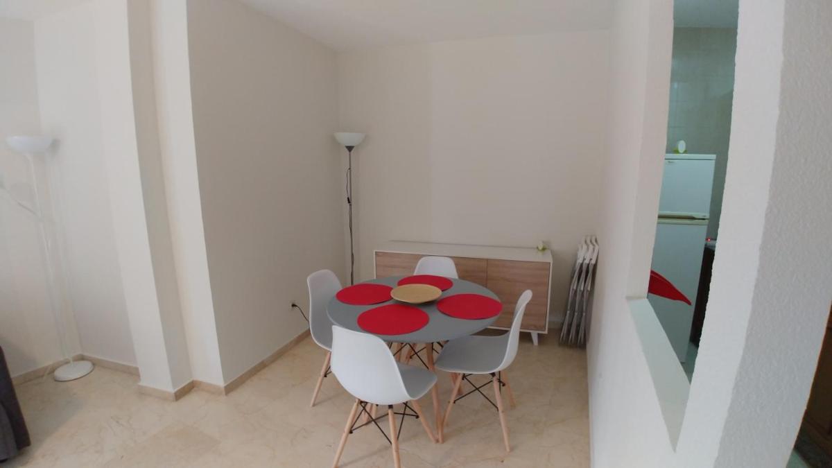 Alojamiento Plaza Chirinos - Housity