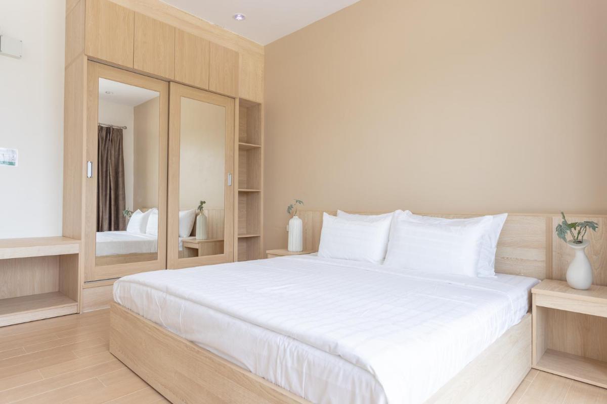 O2 Hotel Lopburi - Housity