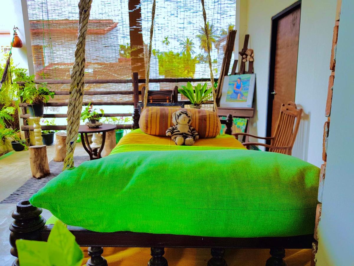 Leisure Villa - Housity