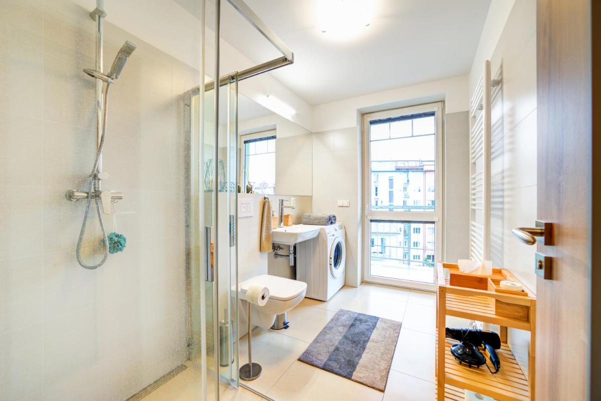RoomCity Awakeon Apartments - Housity