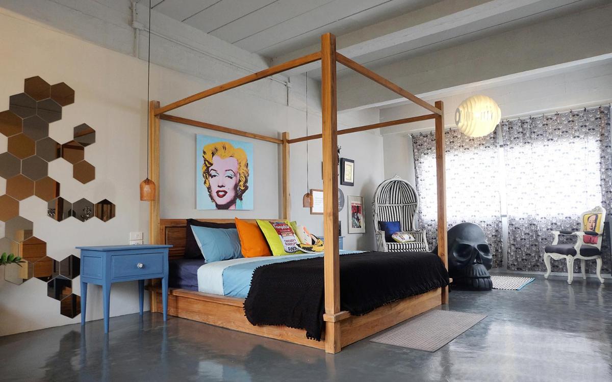 Suitetrails - Artistic and Quirky Home with a Copper Bath and Complimentary Snack