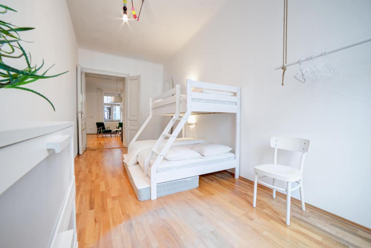 Vachova Apartments - Housity