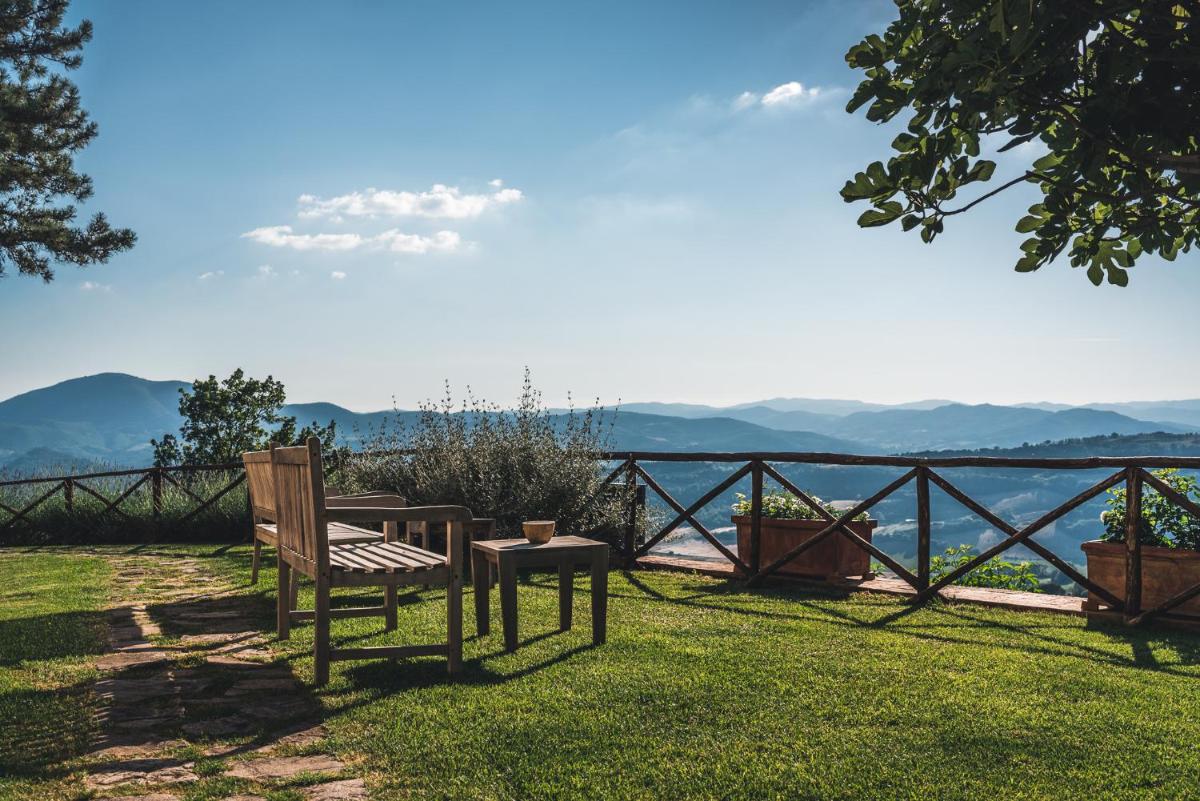Nikis Resort - Housity