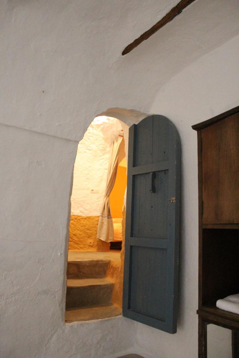 Cueva El Ermitano - Housity