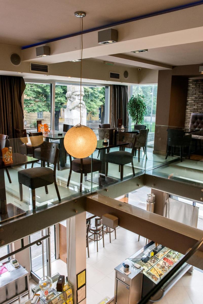 Zam Residence - Housity