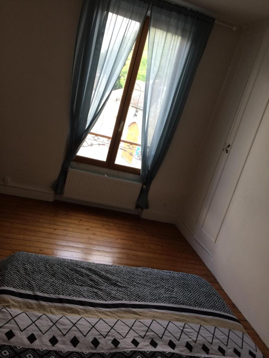 F2 cosy avec Cour - Housity