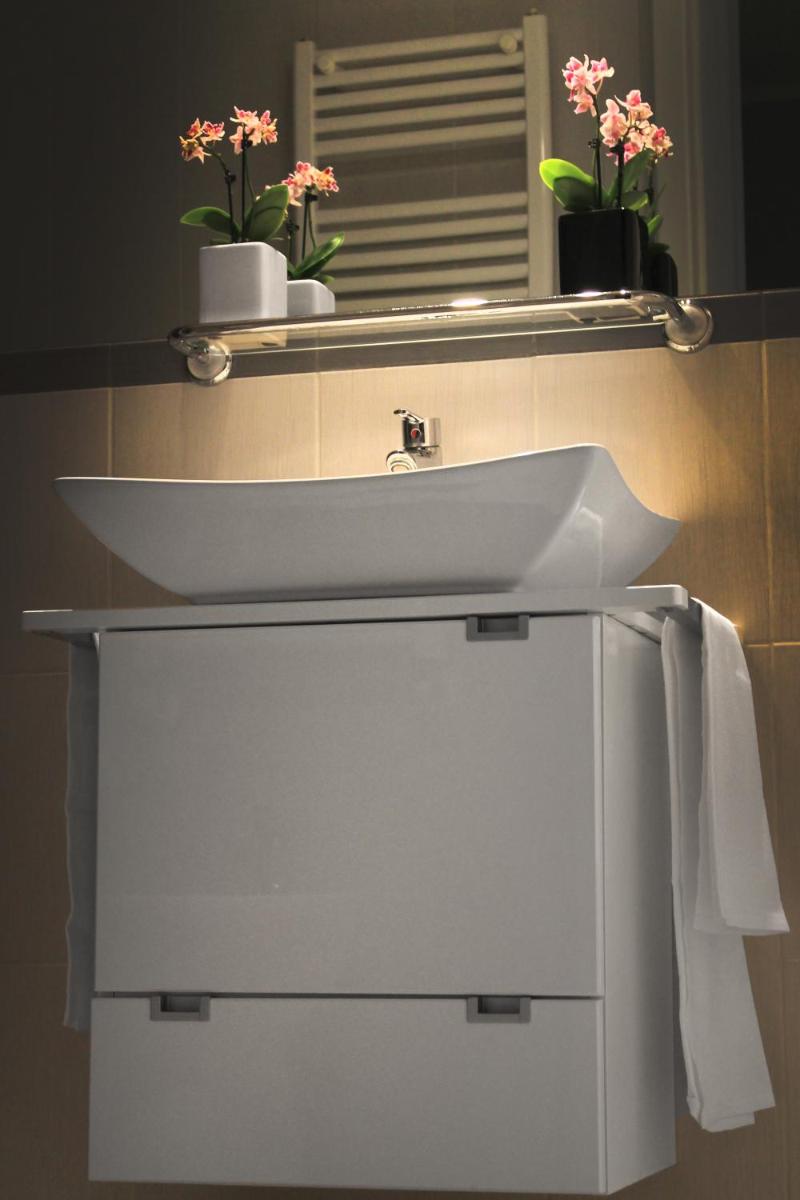 Hotel Villa Delle Rose - Housity