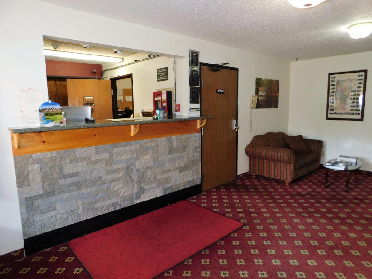The Covered Bridge Inn - Housity