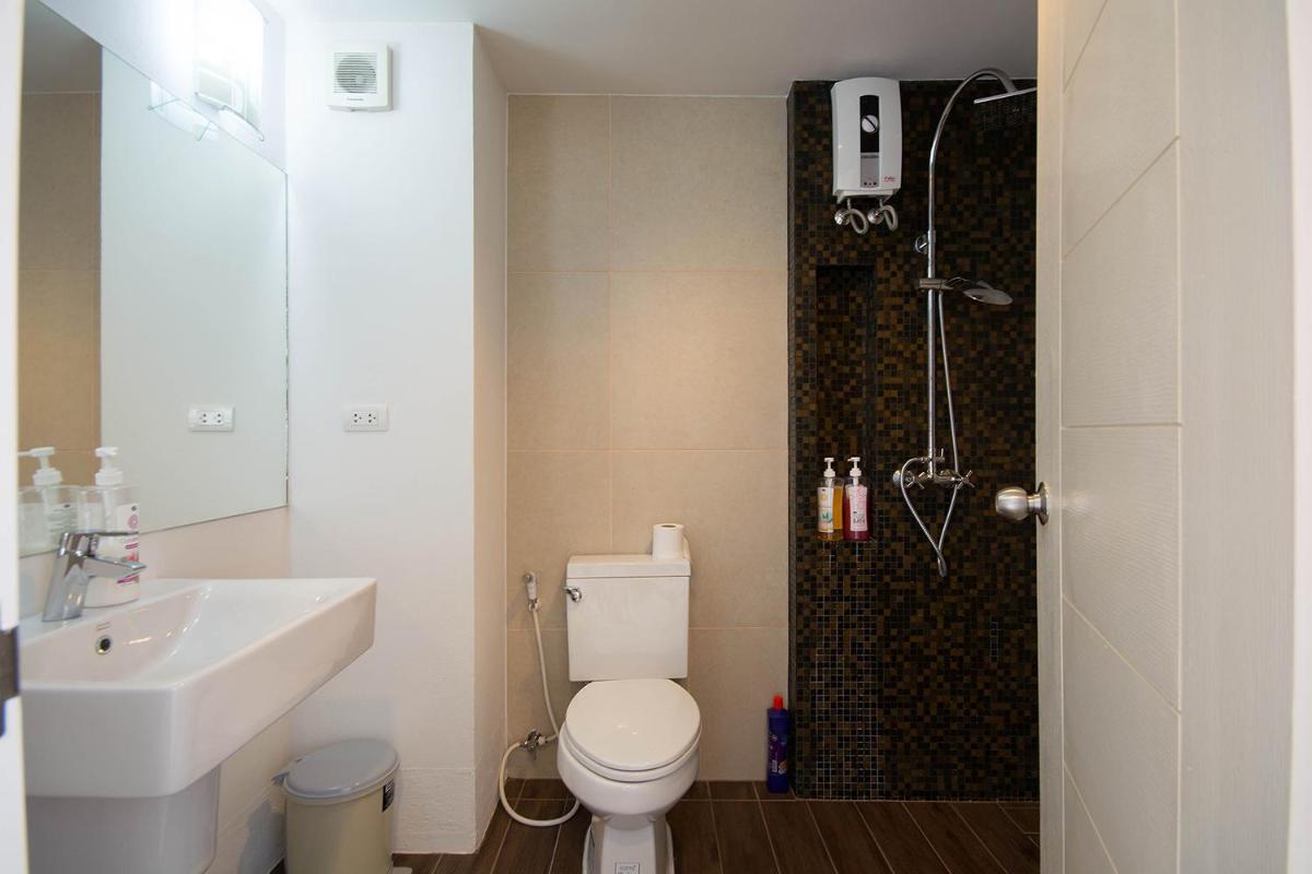 Mosaic Condominium A34M by malai - Housity