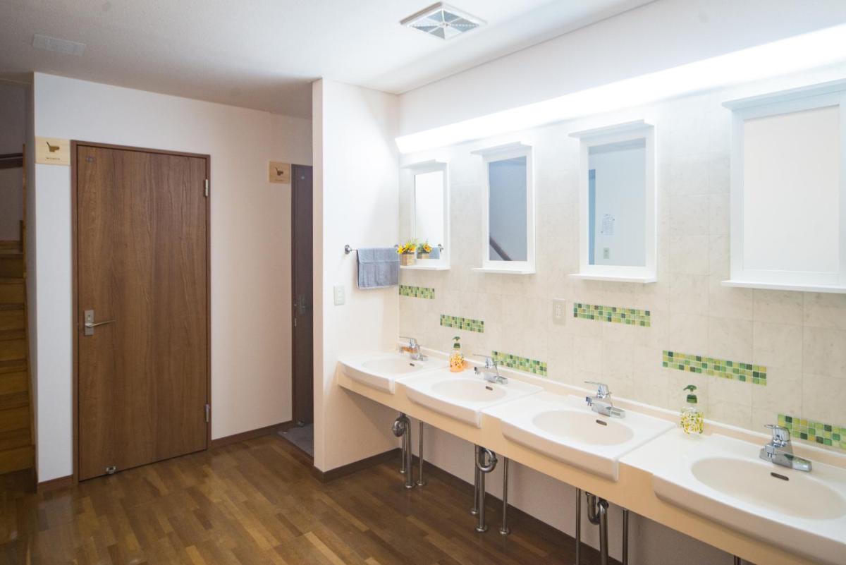 Hostel KIKO - Housity