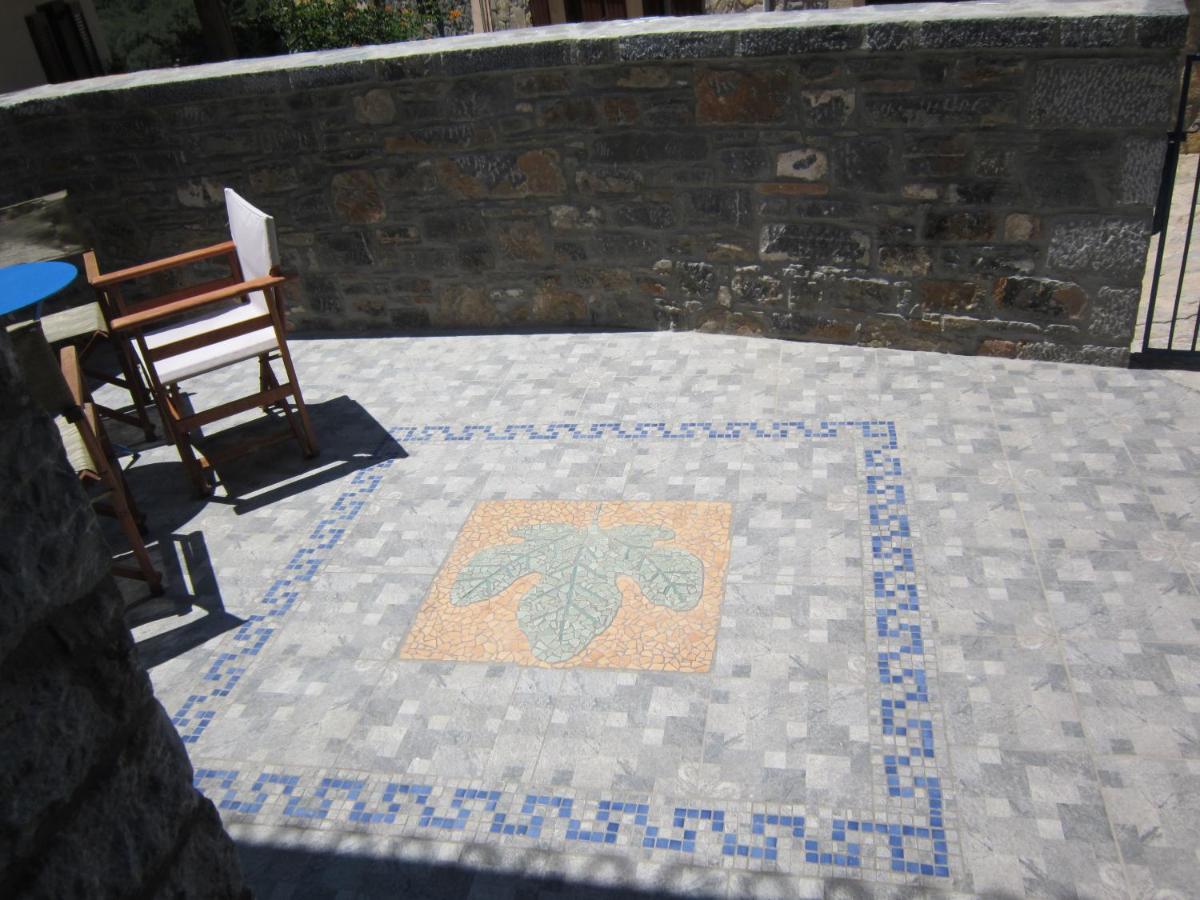 Fig Leaf House - Housity