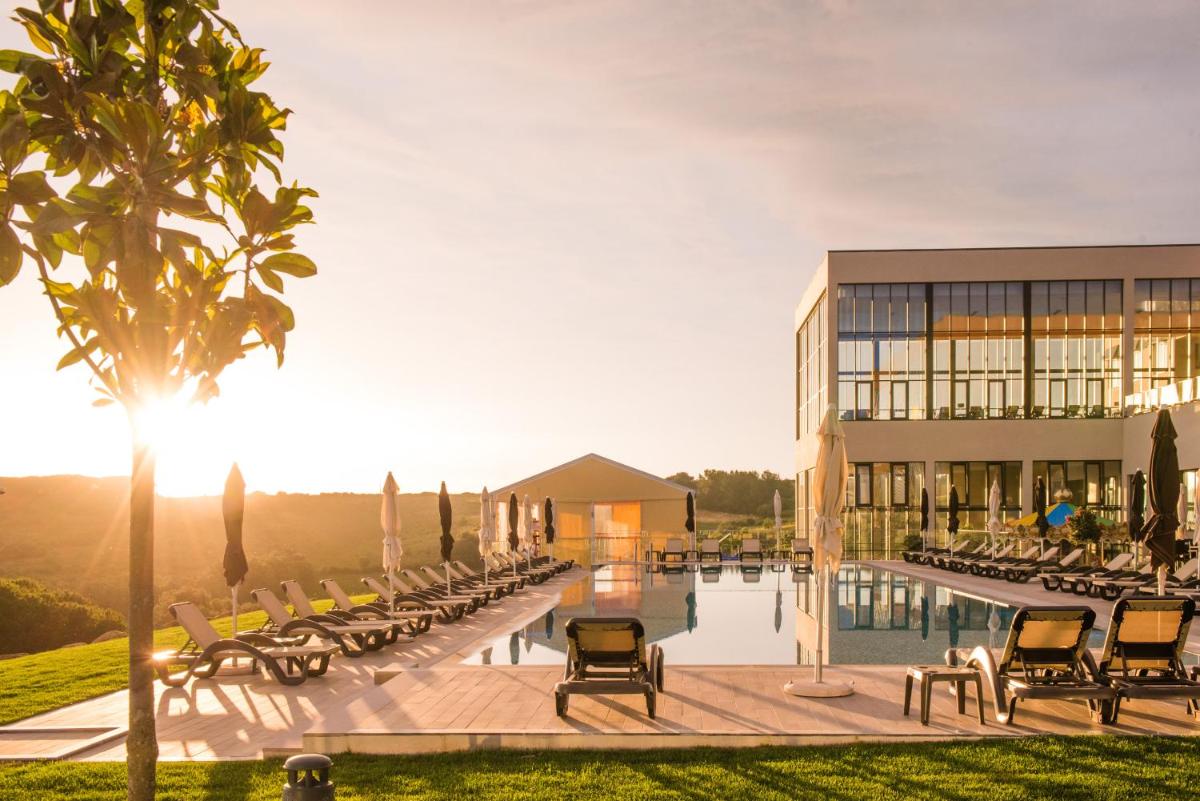A piscina em ou perto de Vila Gale Sintra