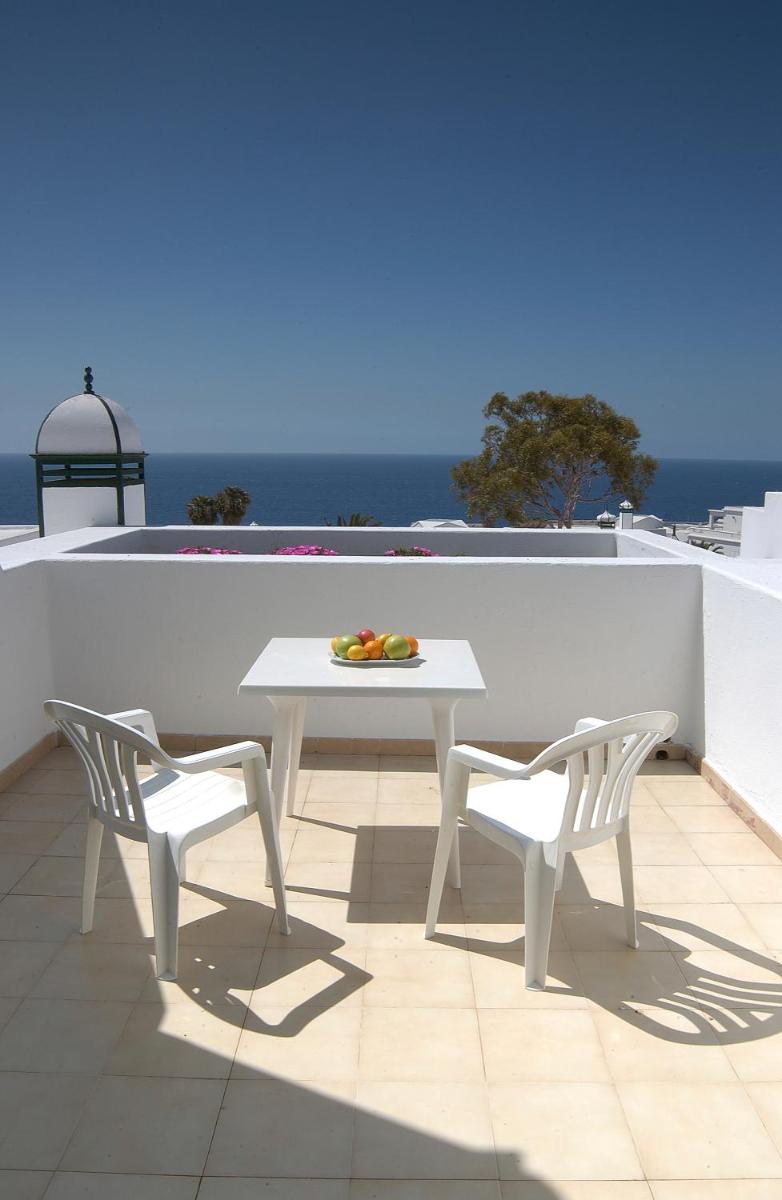 Apartamentos Los Pueblos - Housity