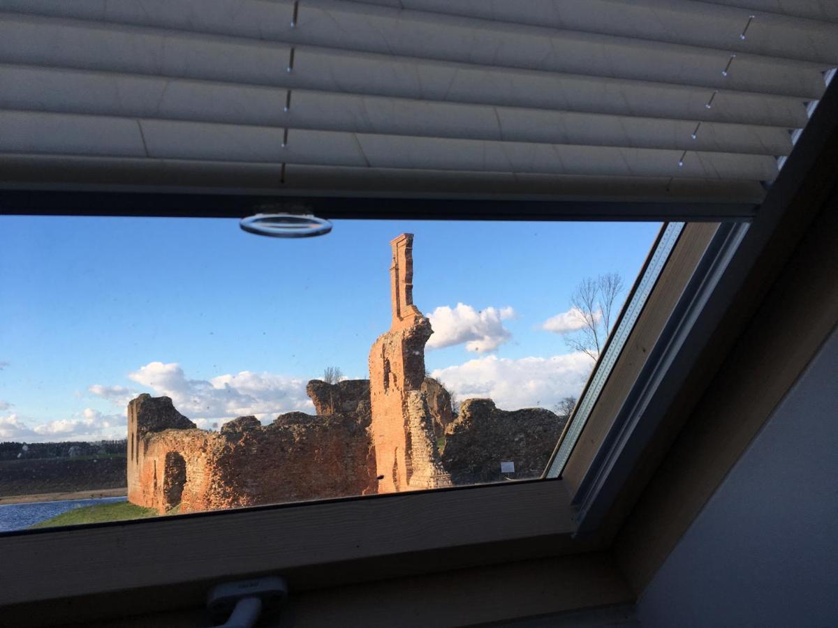 Siedlisko Besiekiery - Housity