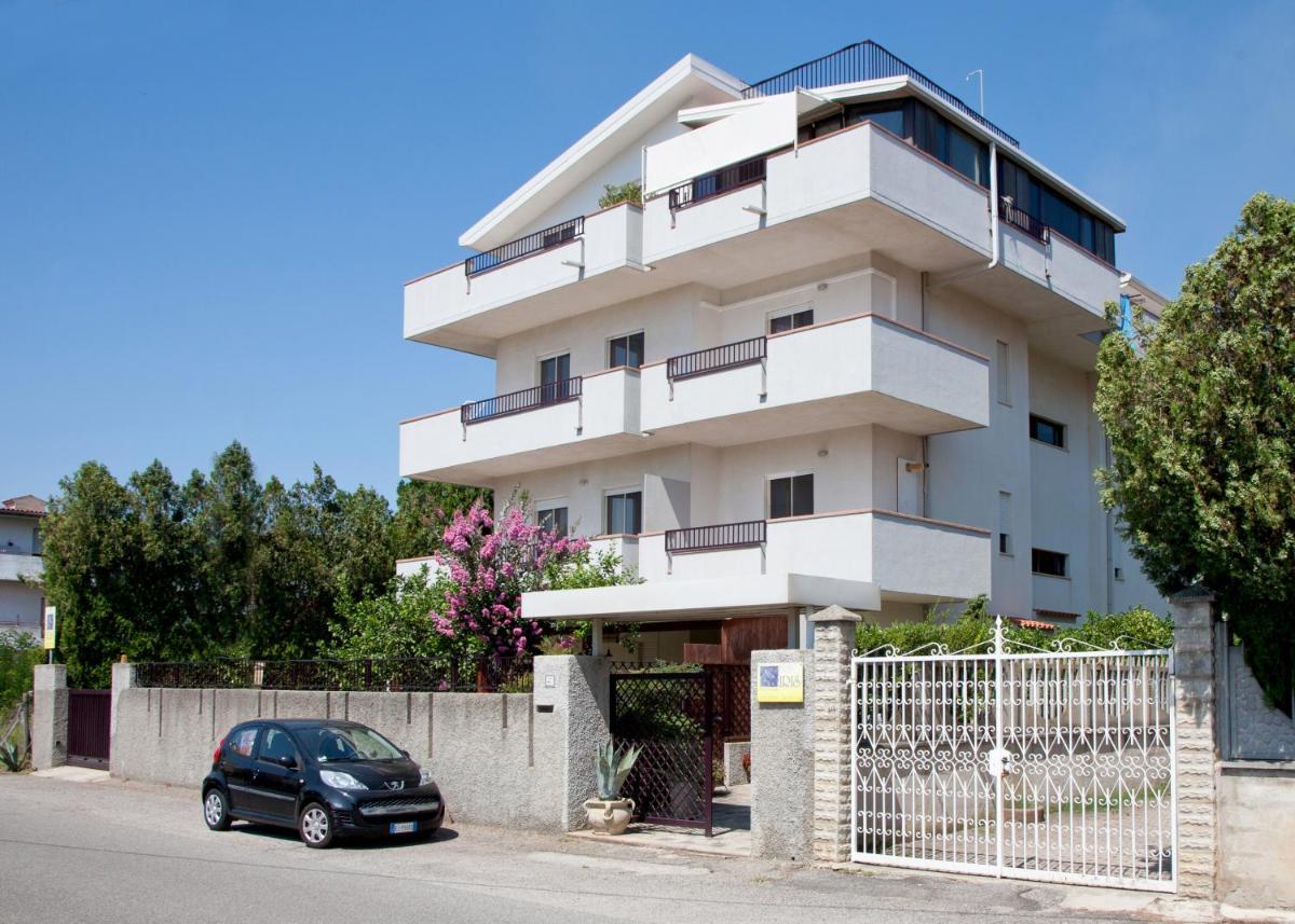 Fittacamere ISIDE - Housity