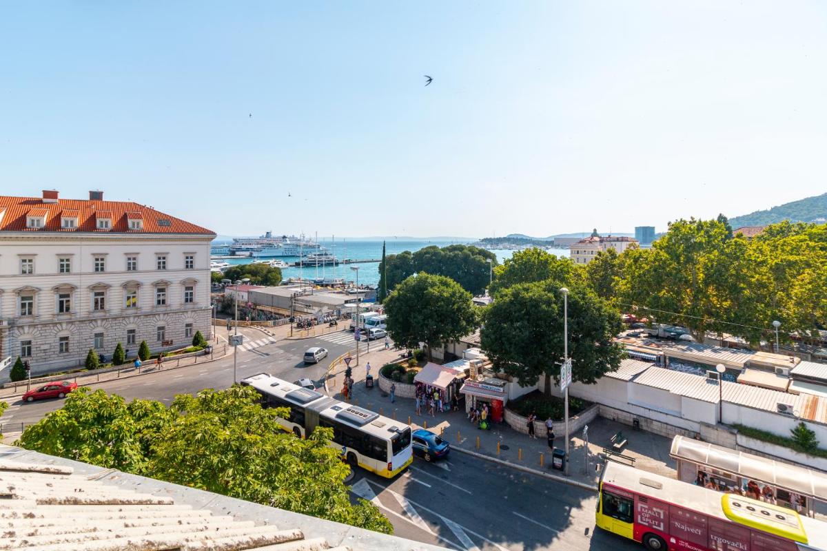 Suitetrails - Luxury Apartment Sea View