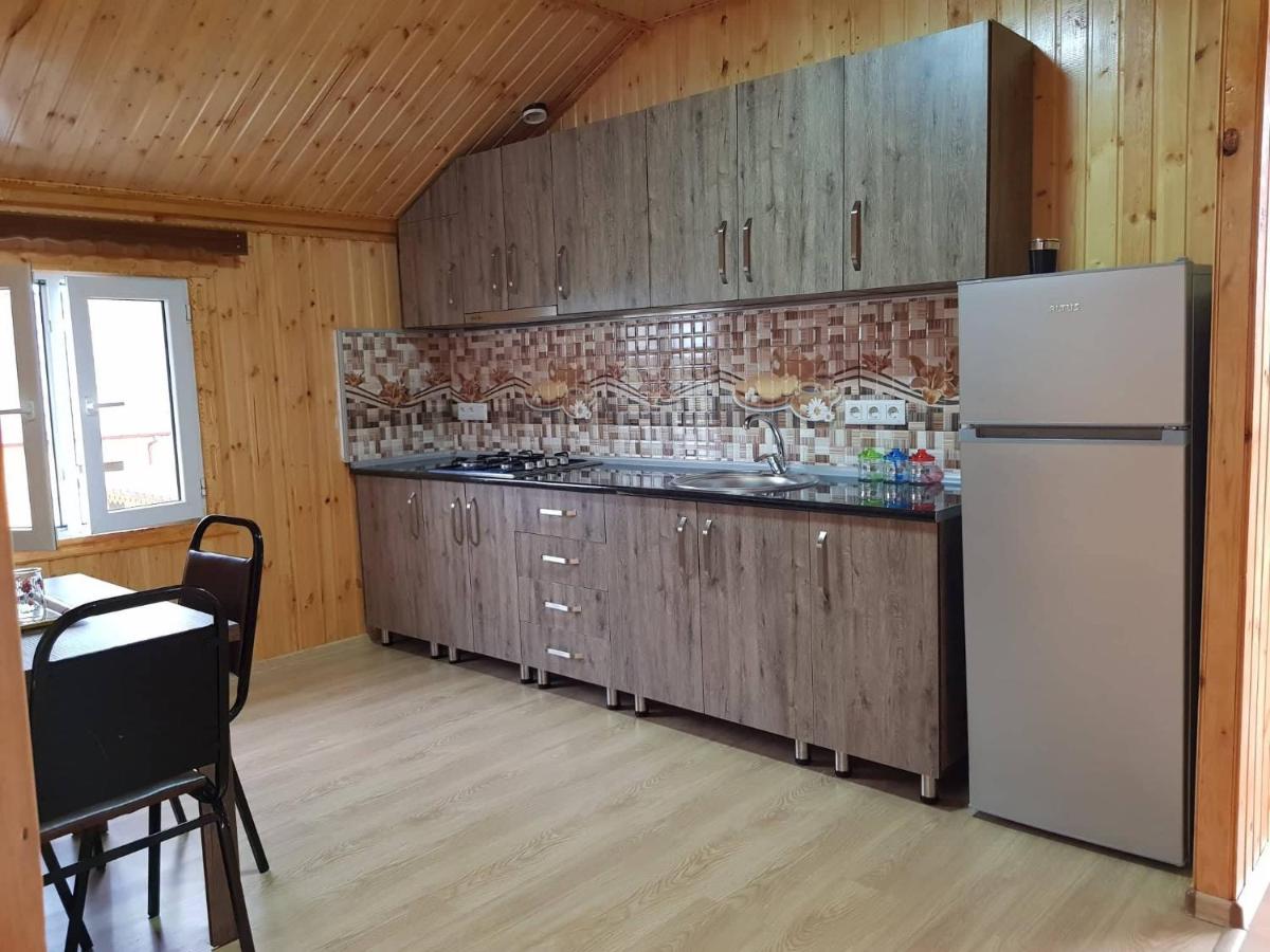 Anaklia Guest House - Housity