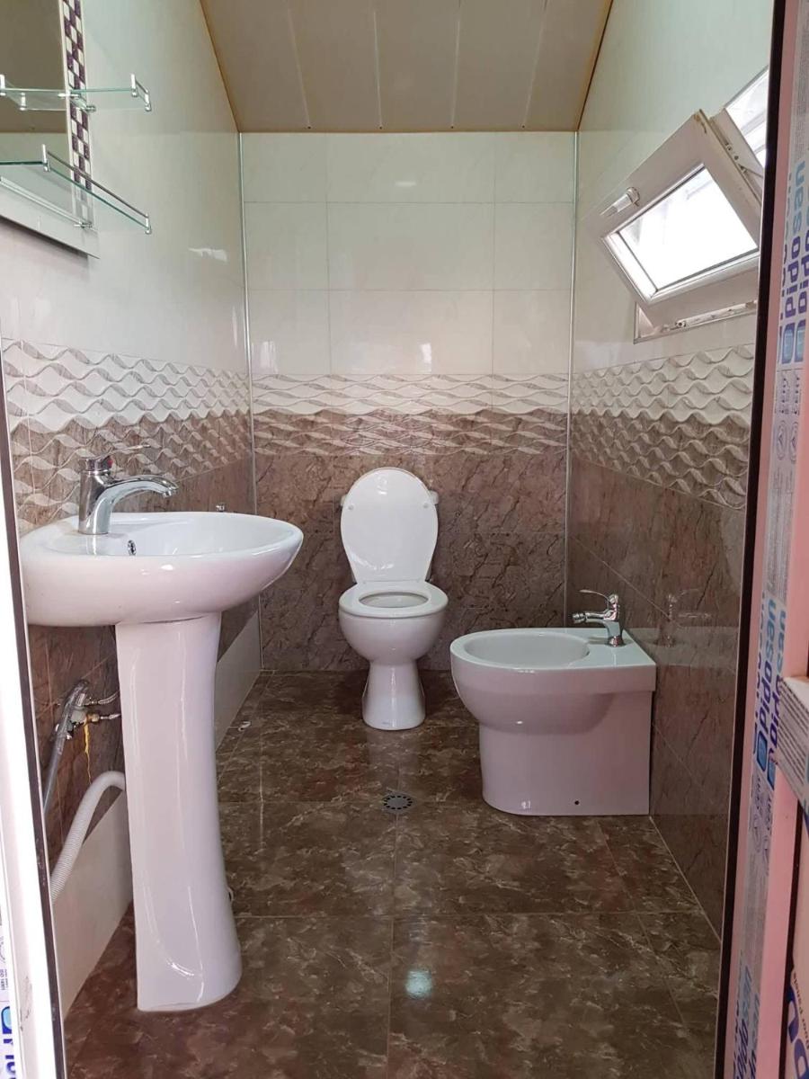 Anaklia Guest House - Housity