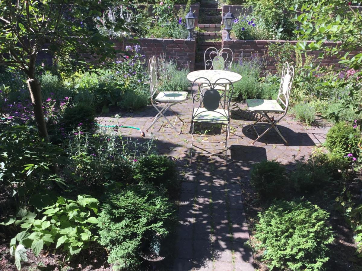 Fornuddens Bed and Breakfast - Housity