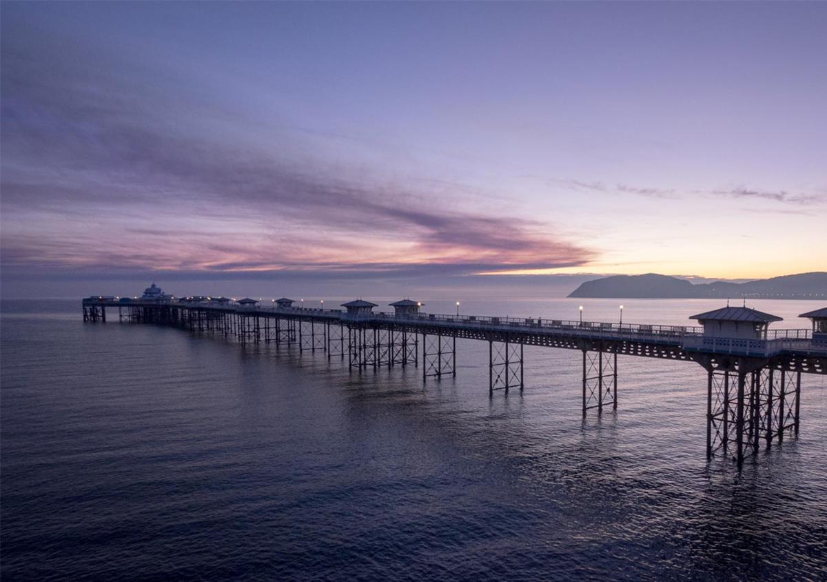 The Clovelly - Housity