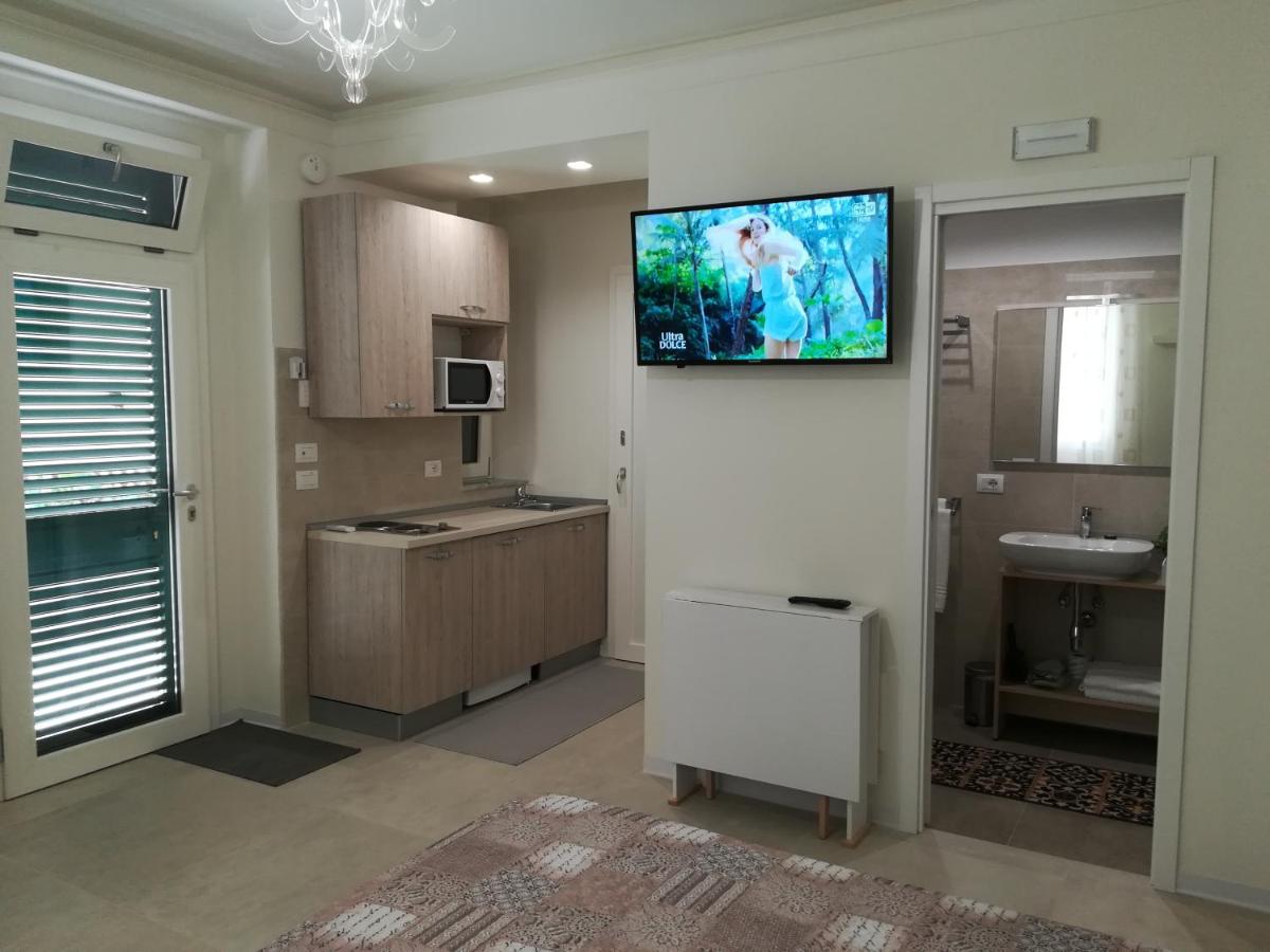 Guest House B&B Via Marina - Housity