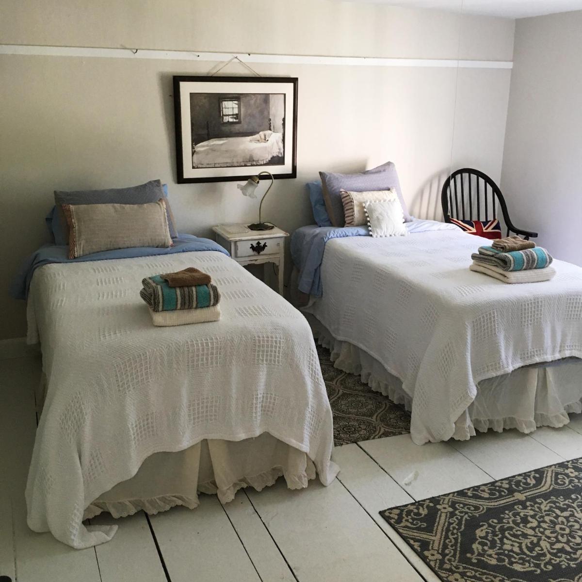Bird Hill Farm - Housity