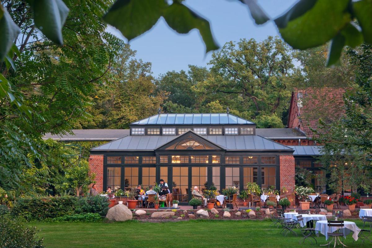 Hotel Deutscher Hof - Housity