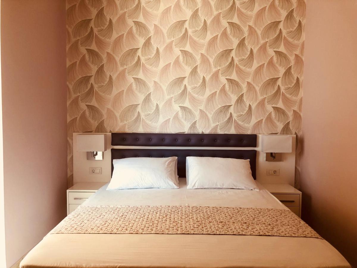 Lovely Apartments - Housity