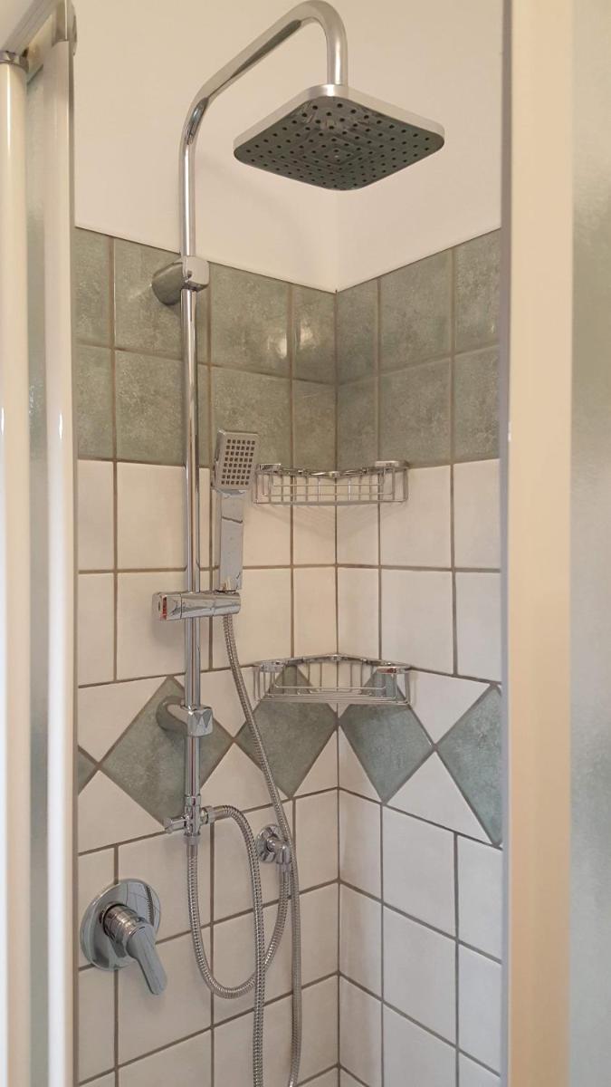 Elbaloves Appartaments Villa - Housity