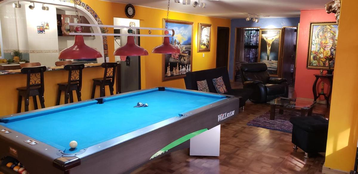 Suitetrails - Spacious Apartment in the Heart of Medellin