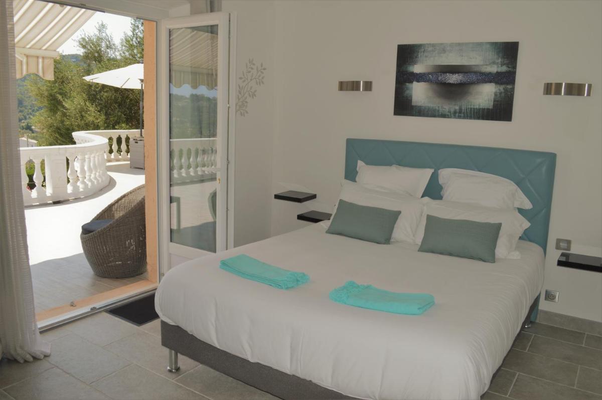 Villa La Terre Des Lauriers - Housity