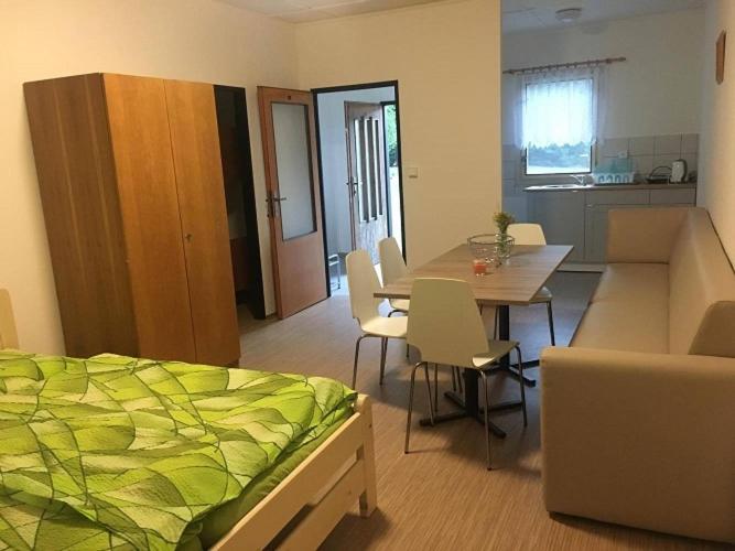 Resort Blatnice - Housity