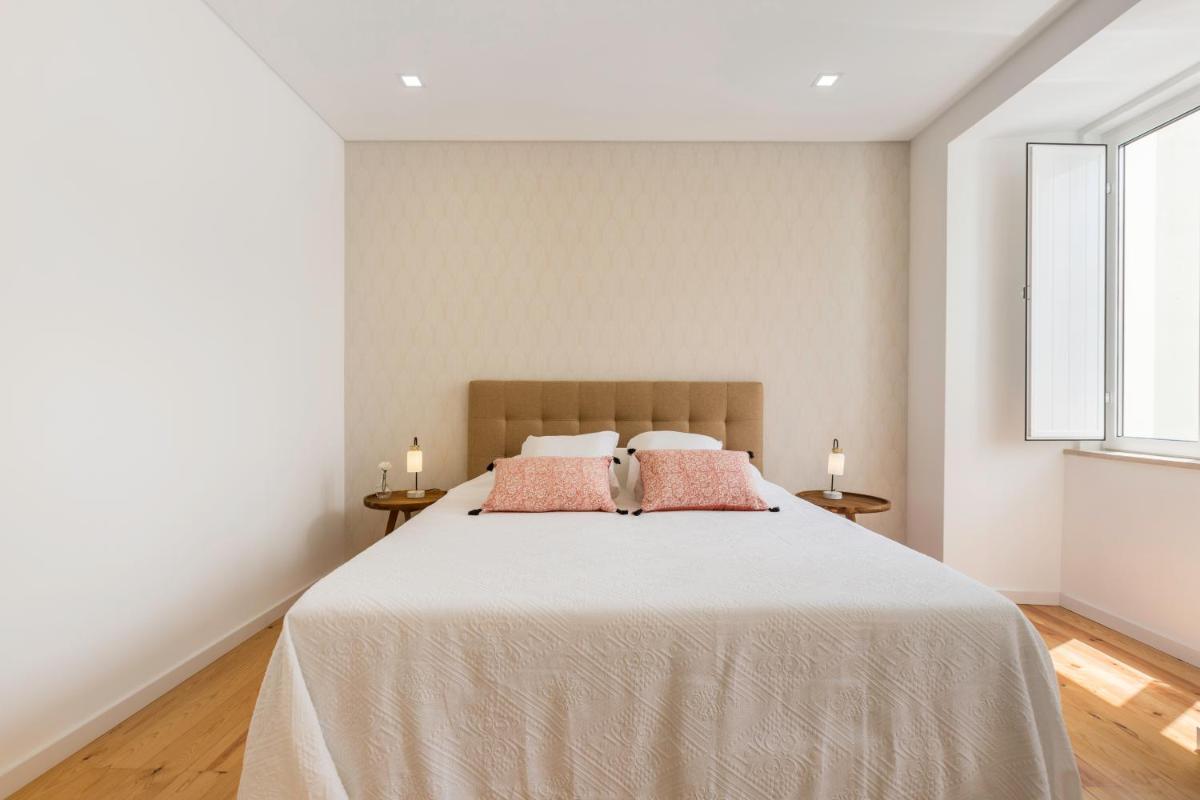 The Tile House 95 - Housity