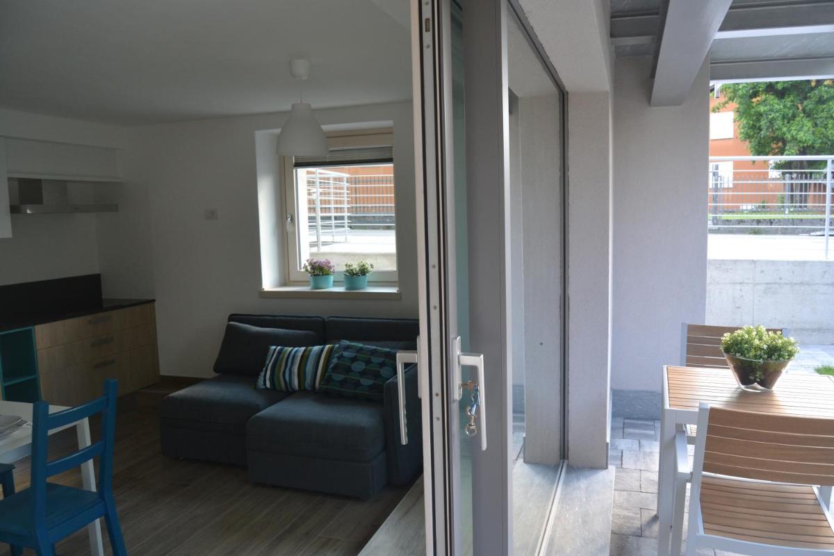 lido 3 con piscina - Housity