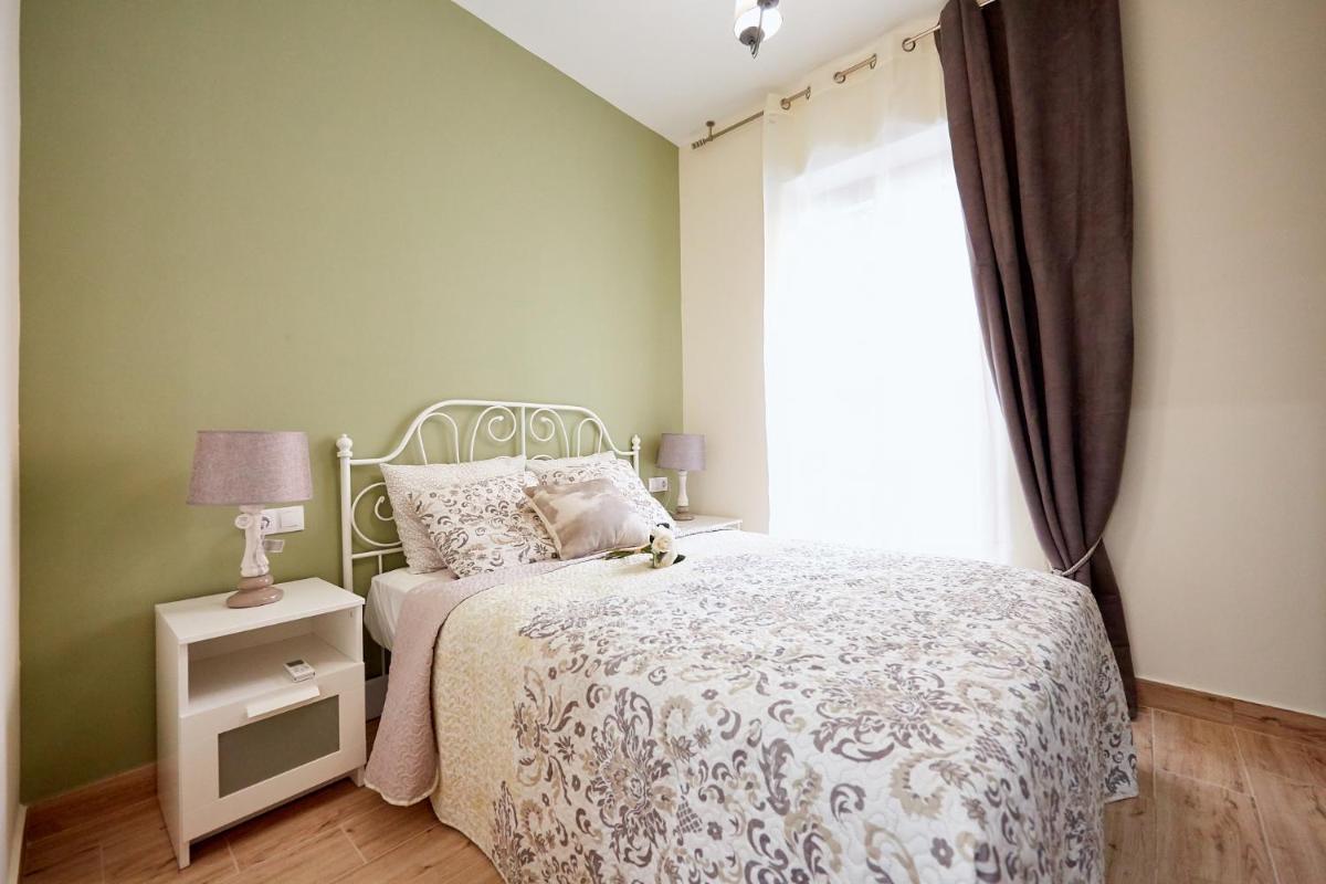 Plaza de Toros Apartamentos - Housity