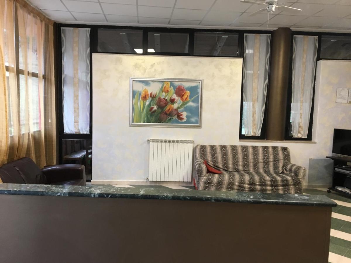 Hotel River - Housity