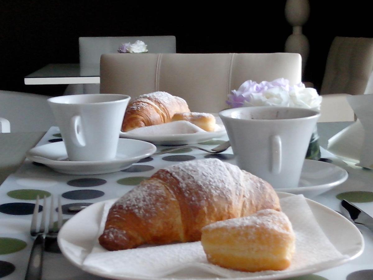 Hotel Briganti - Housity