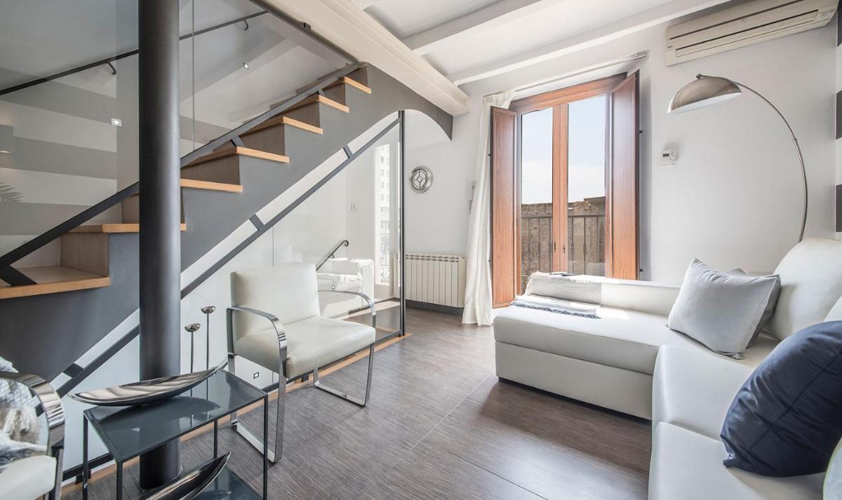 Circus House, TarracoHomes - Housity