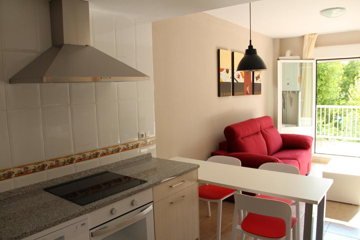 Rivera Del Tirón Apartamentos - Housity