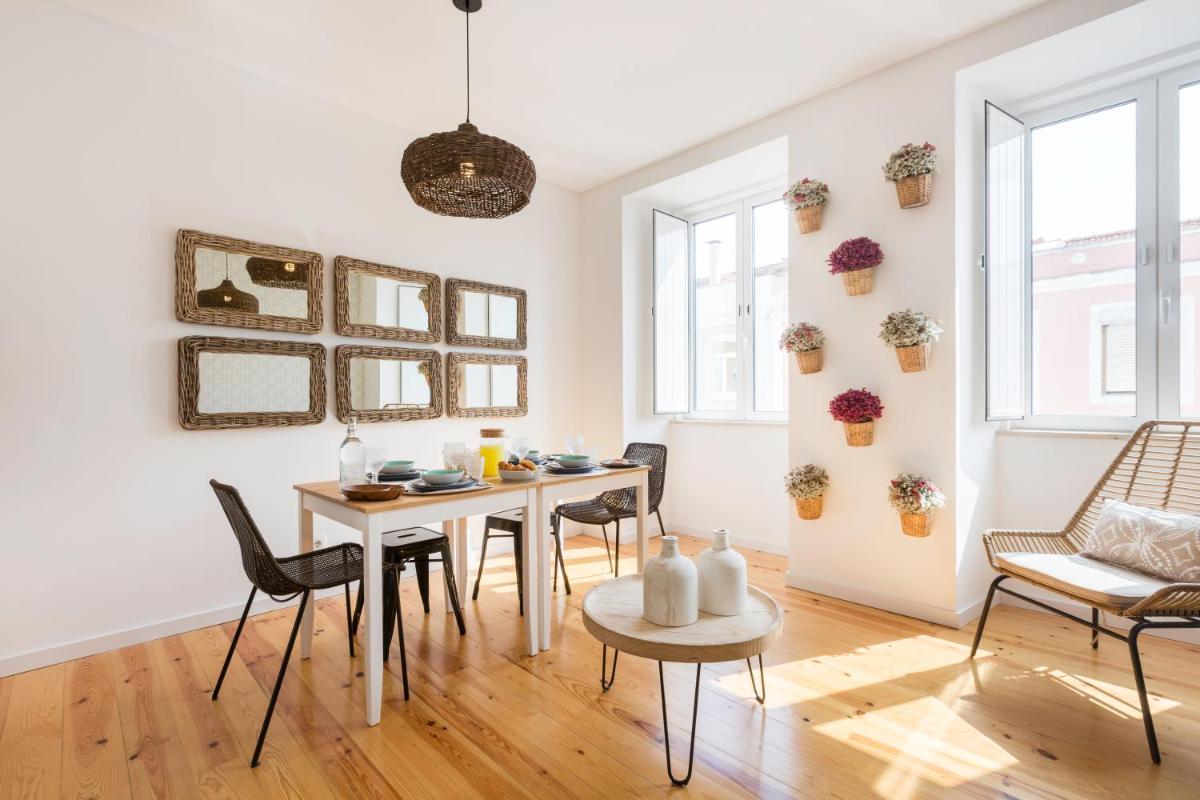 The Tile House 95 - Housity