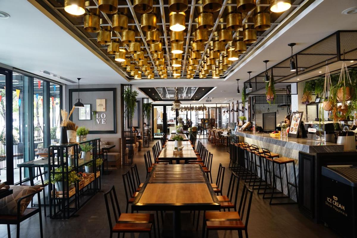 130 Hotel & Residence Bangkok - Housity