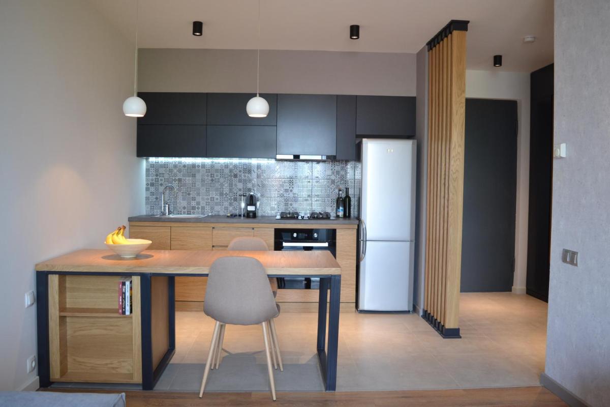 Poti Apartments - Housity