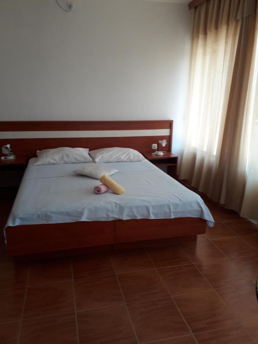 Ante - Housity