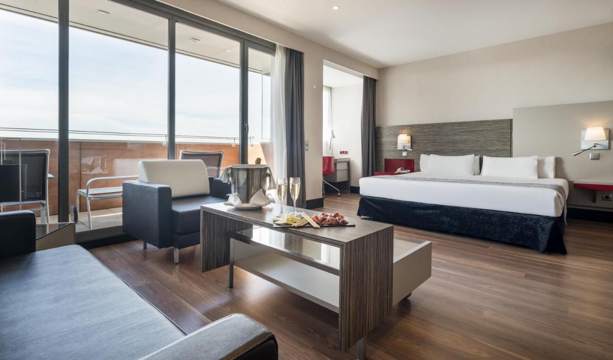 Ilunion Barcelona - Housity