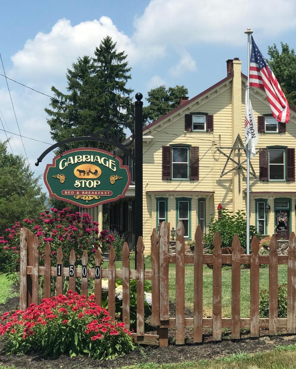 Carriage Stop Bed & Breakfast - Housity