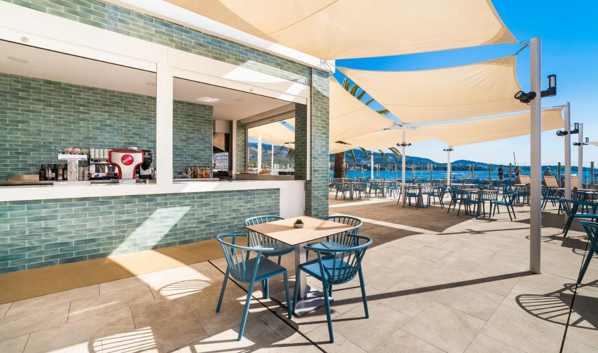 Un balcón o terraza de Globales Santa Lucia - Adults Only 18