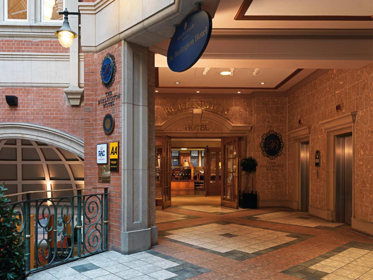 Macdonald Burlington Hotel - Housity