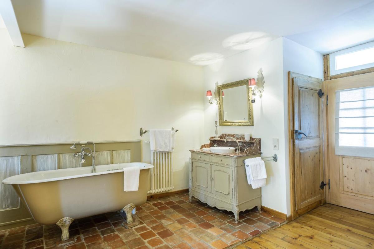 Hotel de Charme 'zum Schiff' - Housity