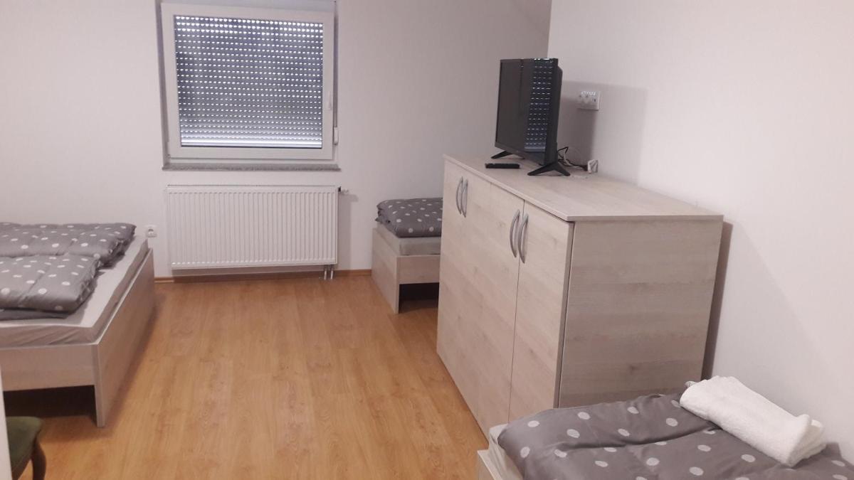 Gostilna Marta - Housity